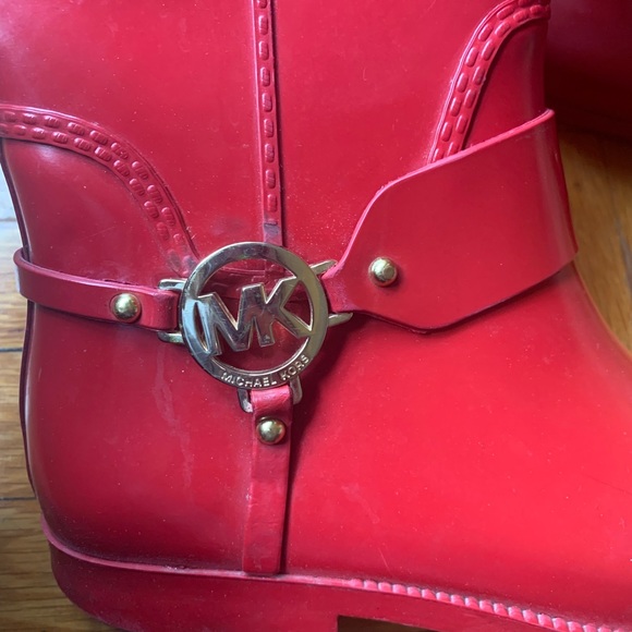 Michael Kors Rain Boots - Picture 2 of 10